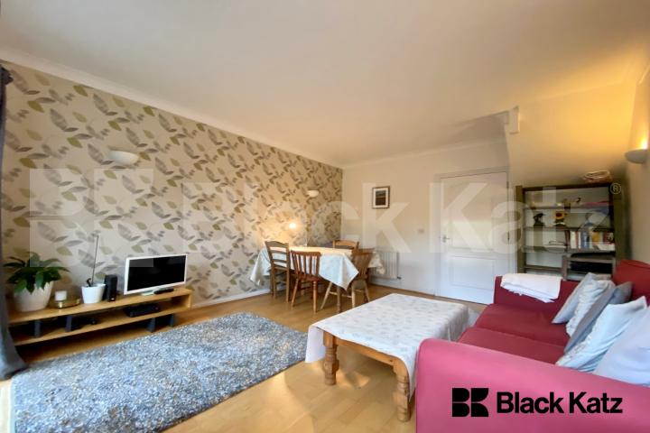 Stunning two double bedroomed Mid-century house Nightingale Mews Gilbert Street, Kennington